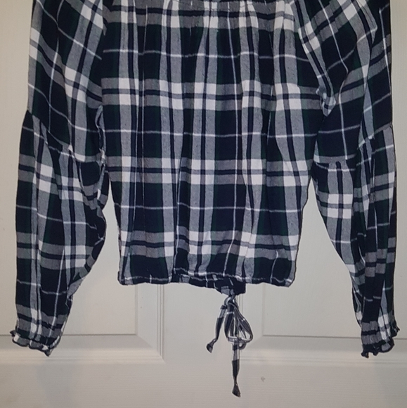 Abercrombie&fitch Long sleeve cropped plaid  top - Picture 9 of 10